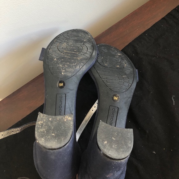 Navy suede heels - Picture 5 of 7